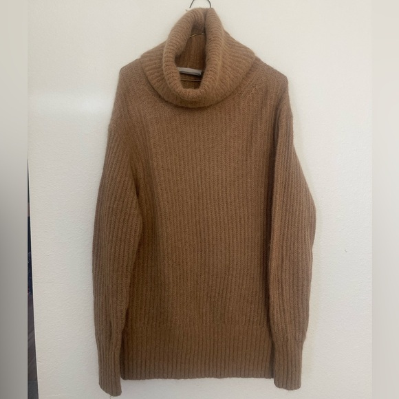 Everlane Alpaca Chunky Knit Turtleneck Sweater Brown Turtleneck Sweater - Picture 5 of 9